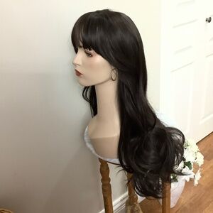 NWT BEAUTIFUL DARK BROWN WIG